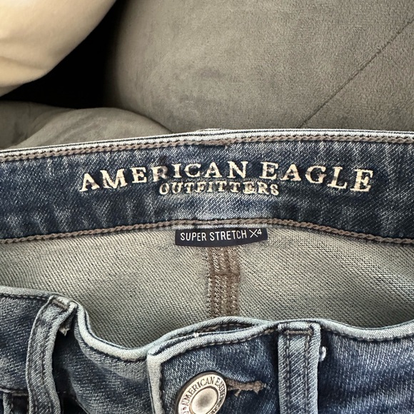 American Eagle Jeans - Hi-Rise Jegging - Size 2 Regular - Picture 5 of 7